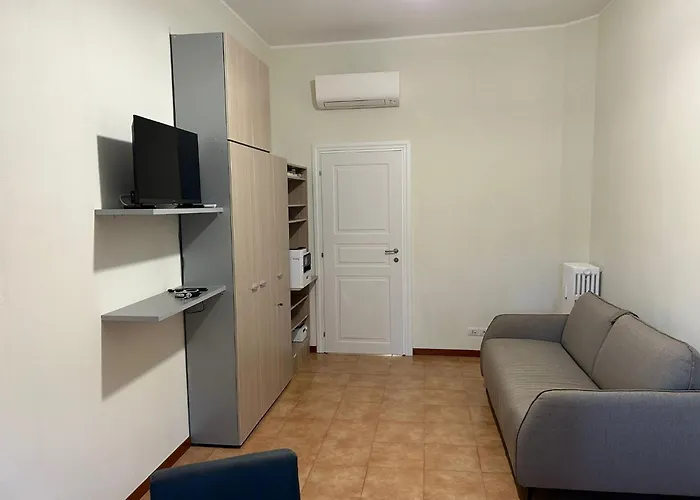 Central Station Milan Apartment